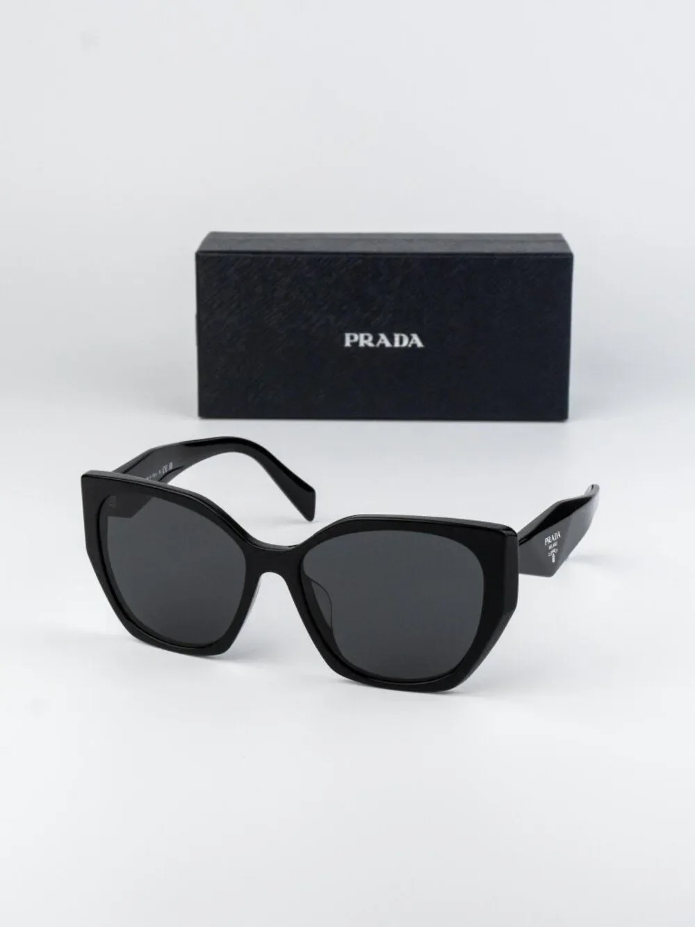 Prada Women Sunglasses Black Grey Cat Eye PR19ZSF 1AB5S0 NEW AUTHENTIC